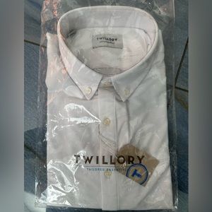 Men’s Twillory untuck(able)‎ white button down M/L
